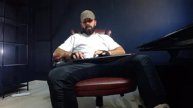 JackEthann online show from 12-12-24, 06:57