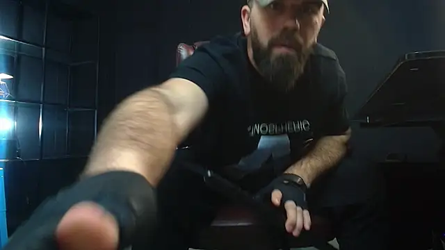 JackEthann online show from 12-21-24, 06:19