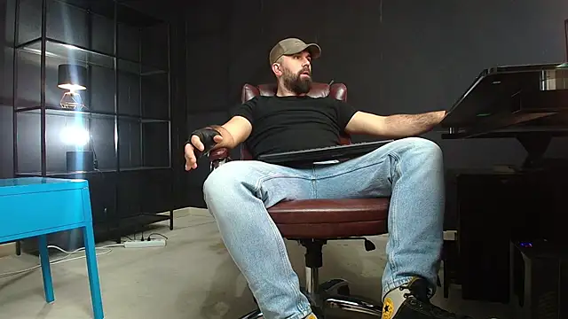 JackEthann online show from 01-06-25, 06:47