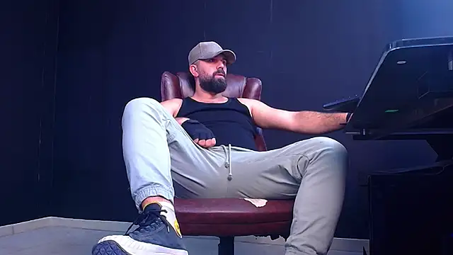 JackEthann online show from 09-23-25, 05:21