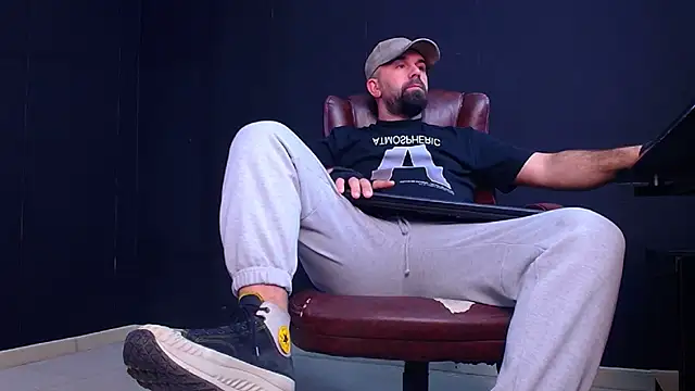 JackEthann online show from 10-06-25, 04:43