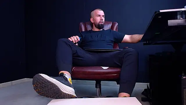 JackEthann online show from 11-05-25, 05:29