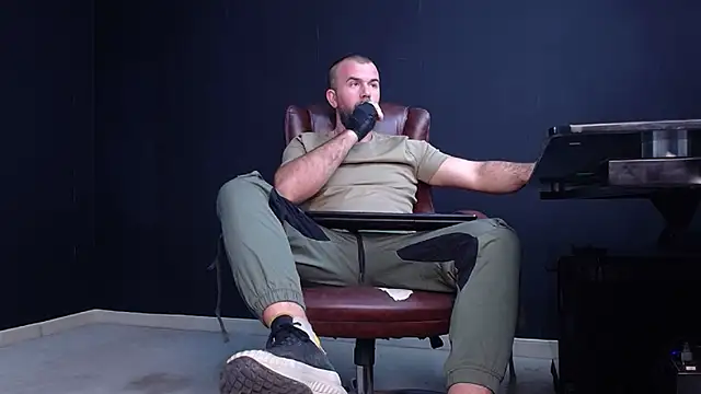 JackEthann online show from 11-11-25, 06:02