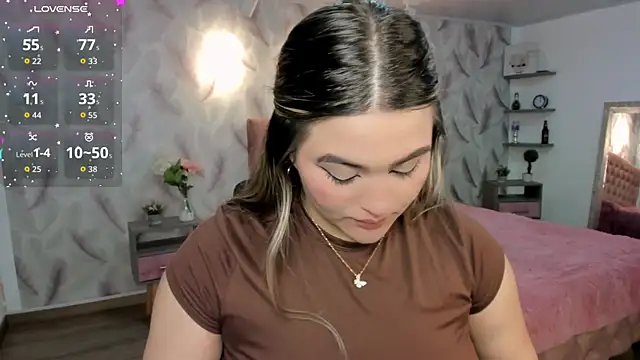 Snapshot of cattaleya___ chatting on 11-13-25, 03:05 cattaleya online show from 11-13-25, 03:05