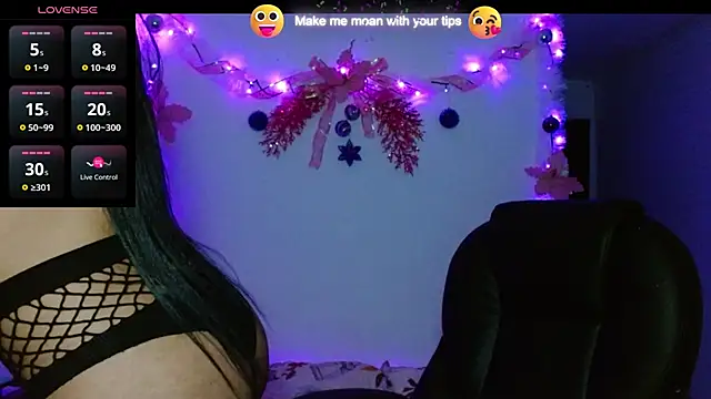 Snapshot of carolinemiller7 chatting on 12-21-24, 07:13 carolinemiller7 online show from 12-21-24, 07:13