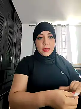 Snapshot of AmbarBurhan chatting on 12-14-24, 03:47 AmbarBurhan online show from 12-14-24, 03:47