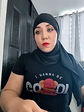 Snapshot of AmbarBurhan chatting on 01-07-25, 06:35 AmbarBurhan online show from 01-07-25, 06:35