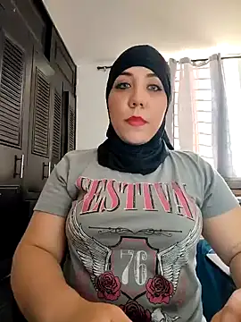 Snapshot of AmbarBurhan chatting on 01-10-25, 09:42 AmbarBurhan online show from 01-10-25, 09:42