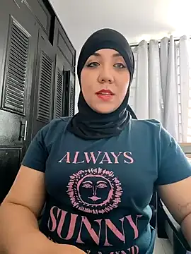 Snapshot of AmbarBurhan chatting on 01-11-25, 04:25 AmbarBurhan online show from 01-11-25, 04:25