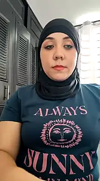 Snapshot of AmbarBurhan chatting on 01-11-25, 07:27 AmbarBurhan online show from 01-11-25, 07:27