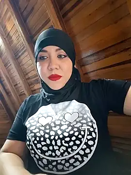 Snapshot of AmbarBurhan chatting on 02-04-25, 03:47 AmbarBurhan online show from 02-04-25, 03:47