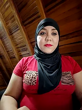 Snapshot of AmbarBurhan chatting on 02-14-25, 07:12 AmbarBurhan online show from 02-14-25, 07:12