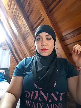 Snapshot of AmbarBurhan chatting on 02-18-25, 04:16 AmbarBurhan online show from 02-18-25, 04:16