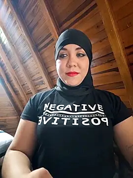 Snapshot of AmbarBurhan chatting on 03-07-25, 03:07 AmbarBurhan online show from 03-07-25, 03:07