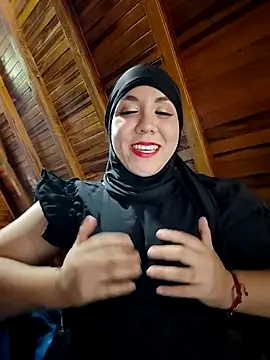 Snapshot of AmbarBurhan chatting on 03-10-25, 06:23 AmbarBurhan online show from 03-10-25, 06:23