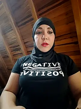 Snapshot of AmbarBurhan chatting on 03-11-25, 06:30 AmbarBurhan online show from 03-11-25, 06:30