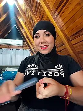 Snapshot of AmbarBurhan chatting on 09-19-25, 04:29 AmbarBurhan online show from 09-19-25, 04:29