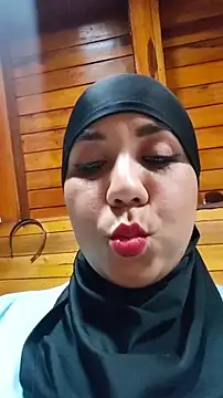 Snapshot of AmbarBurhan chatting on 09-25-25, 04:11 AmbarBurhan online show from 09-25-25, 04:11