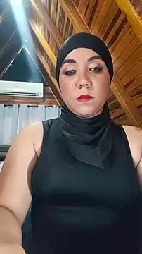 Snapshot of AmbarBurhan chatting on 09-26-25, 04:22 AmbarBurhan online show from 09-26-25, 04:22