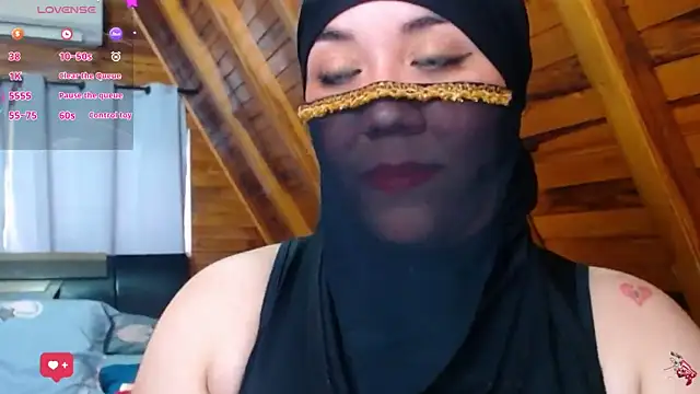 Snapshot of AmbarBurhan chatting on 10-20-25, 04:18 AmbarBurhan online show from 10-20-25, 04:18