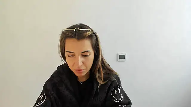 Summmmersky online show from 10-31-25, 12:06