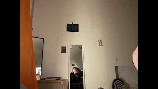 MikkyMoony online show from 11-01-25, 06:54