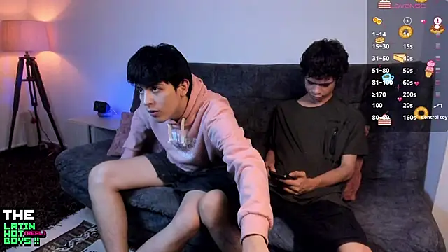 MyLatinHotBoys online show from 02-12-25, 11:41