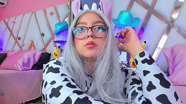 AnngelaSkye online show from 01-18-25, 07:07