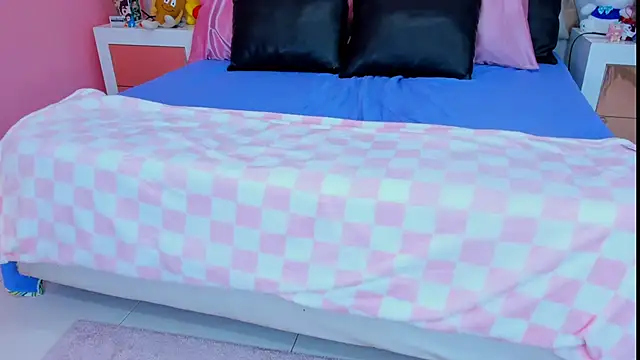 AnngelaSkye online show from 02-09-25, 04:36