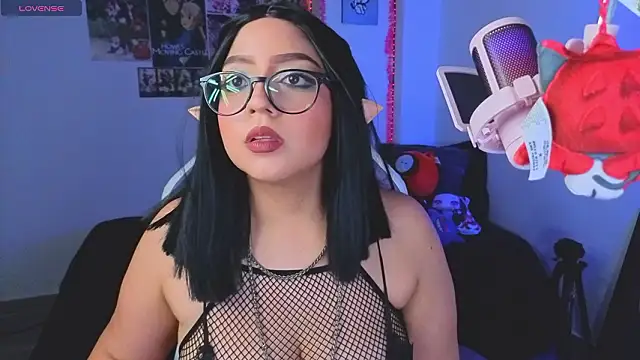 Snapshot of AnngelaSkye chatting on 02-14-26, 06:10 AnngelaSkye online show from 02-14-26, 06:10