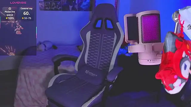 Snapshot of AnngelaSkye chatting on 03-20-26, 06:51 AnngelaSkye online show from 03-20-26, 06:51