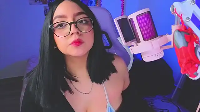 Snapshot of AnngelaSkye chatting on 03-28-26, 10:48 AnngelaSkye online show from 03-28-26, 10:48