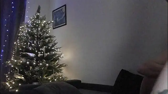 Emmy m00n online show from 12-27-24, 04:26