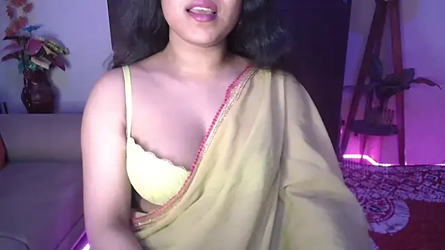 Snapshot of Most-Beautiful-Queen chatting on 02-27-25, 07:15 Most-Beautiful-Queen online show from 02-27-25, 07:15