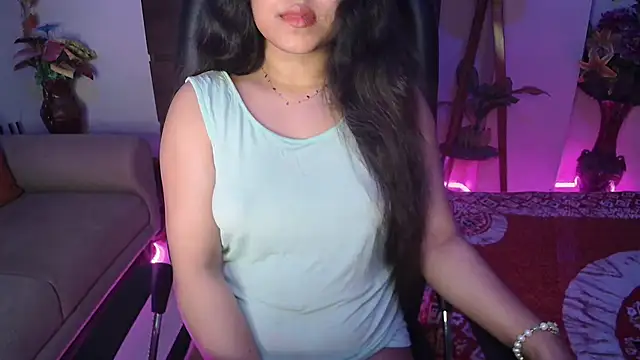 Snapshot of Most-Beautiful-Queen chatting on 03-15-25, 06:21 Most-Beautiful-Queen online show from 03-15-25, 06:21