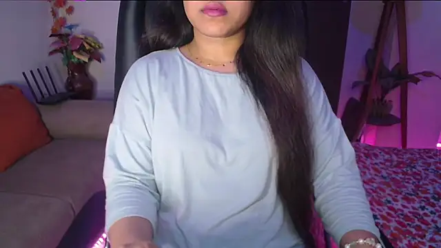 Snapshot of Most-Beautiful-Queen chatting on 03-22-25, 02:47 Most-Beautiful-Queen online show from 03-22-25, 02:47