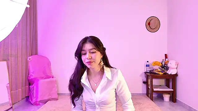 pink flower  online show from 11-12-25, 11:58