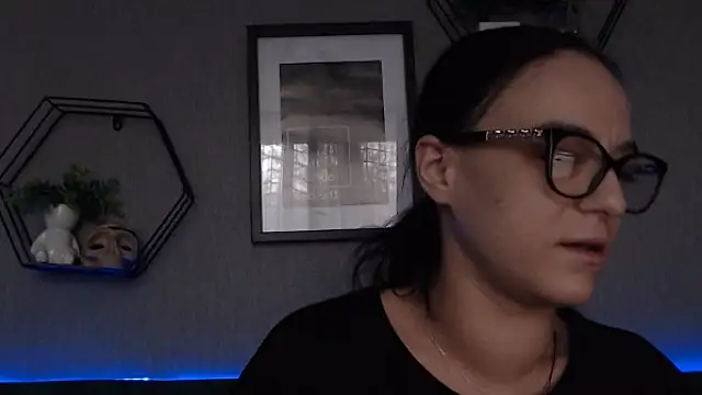 IzabelllNoir online show from 01-17-25, 09:39