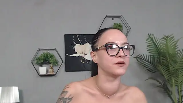 IzabelllNoir online show from 01-14-26, 07:08