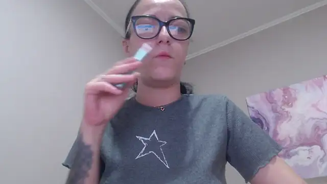 IzabelllNoir online show from 06-25-26, 05:56