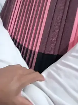 Snapshot of maikinhopL chatting on 03-19-25, 04:03 maikinhopL online show from 03-19-25, 04:03