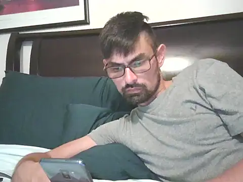 spence204011 online show from 11-23-25, 01:27