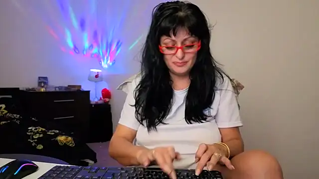 YourDreamLoverr online show from 01-05-26, 11:30