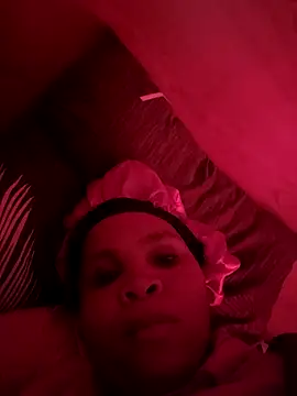 Snapshot of Kristiexxxxx chatting on 03-12-25, 05:24 Kristiexxxxx online show from 03-12-25, 05:24