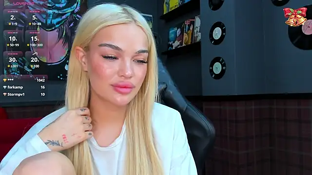 Angel Sapphire  online show from 03-12-25, 04:02