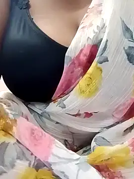 Snapshot of Rexx05@xh chatting on 02-24-25, 01:57 Rexx05xh online show from 02-24-25, 01:57