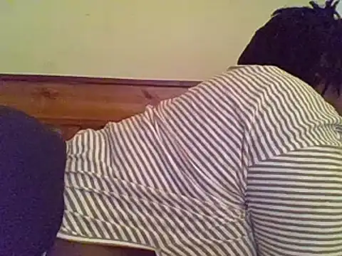 Snapshot of sweetymummy chatting on 09-14-25, 07:29 sweetymummy online show from 09-14-25, 07:29