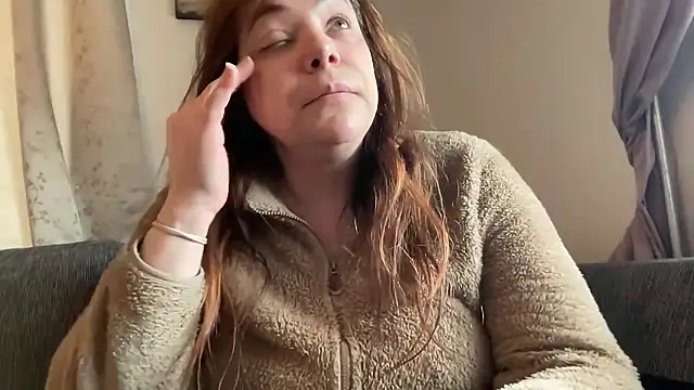 cumwithmee3 online show from 10-28-25, 11:03