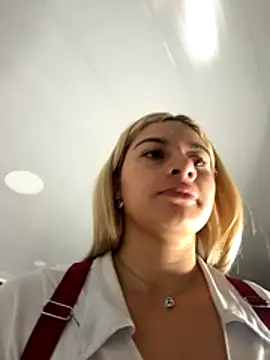 Snapshot of AtheneaRossi chatting on 10-30-25, 12:06 AtheneaRossi online show from 10-30-25, 12:06