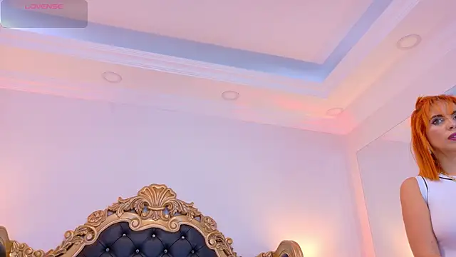 AdelinaVans online show from 12-20-25, 11:06